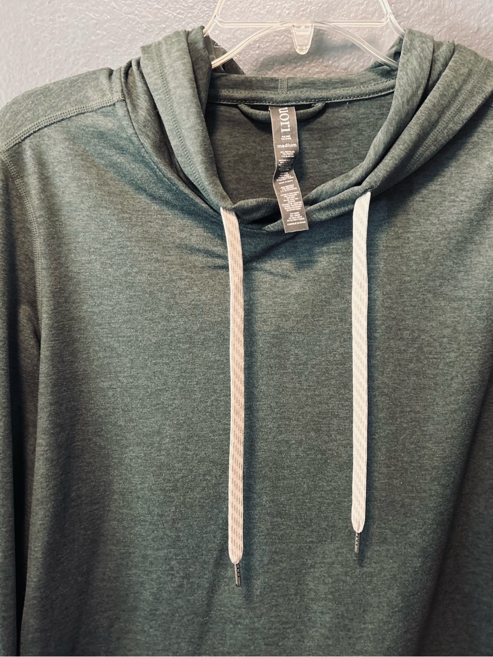 Women’s Vuori Halo Performance Lightweight Hoodie (M) Green - Picture 2 of 5